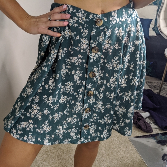SHEIN Dresses & Skirts - Shein floral button down floral mini skirt